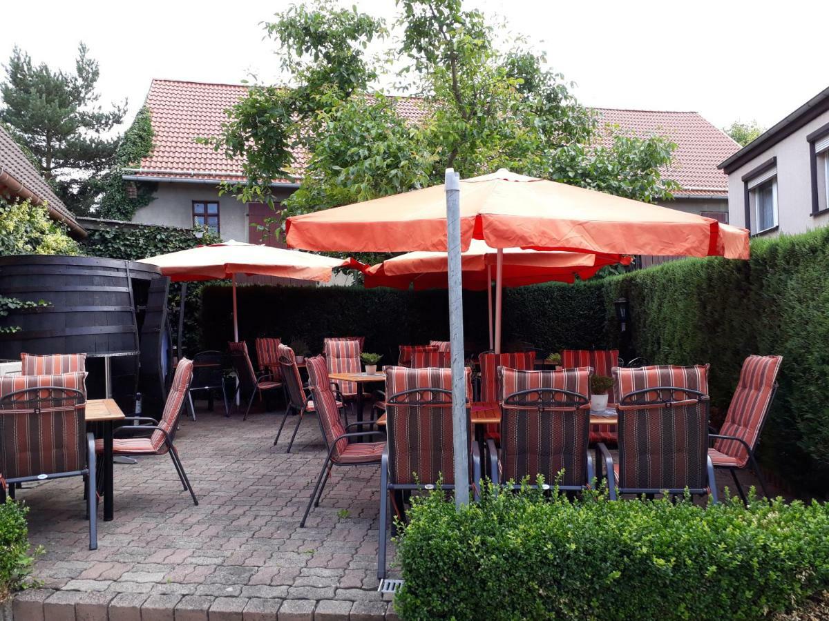 Gasthaus "Zur Linde" Harzgerode Exterior foto